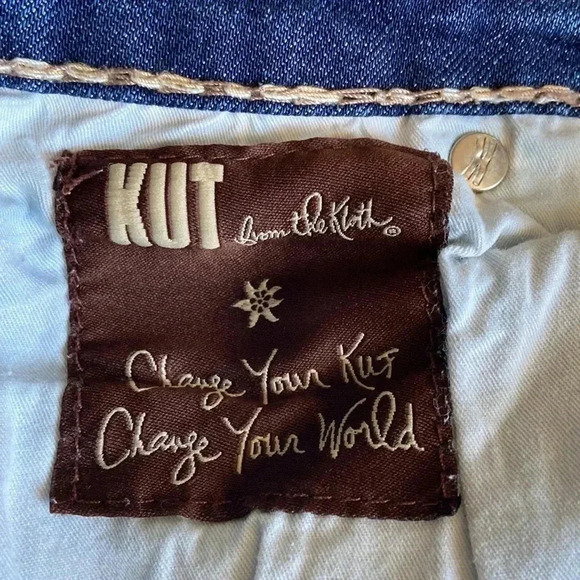 Kit from  the Kloth | Natalie Bermuda Shorts - Picture 5 of 8